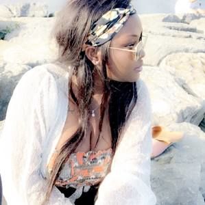 Meet your Posher, Marie lama